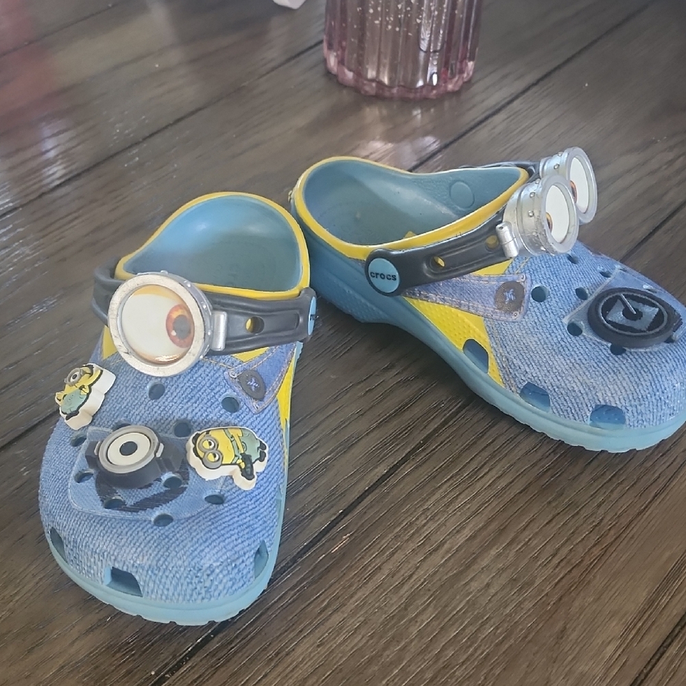CROCS Kids Minions